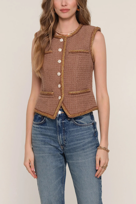 Shirley Vest