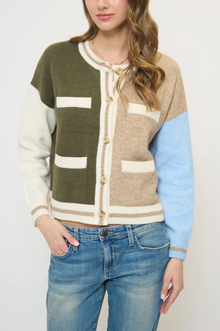  Wyatt Robbie Blocked Cardi