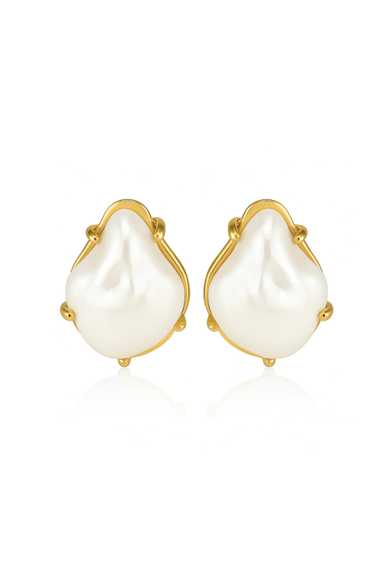 Willa Oversized Baroque Pearl Earring