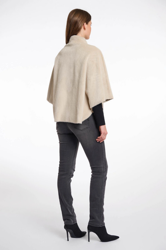 Dewi Cape